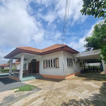 Mae Rampung Beach House Pool Villa Rayong Extérieur photo